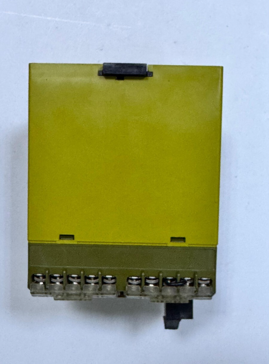 PILZ PNOZ 8 Safety Relay 24VDC 3S10 | 474760 | Industrial Automation Relay1