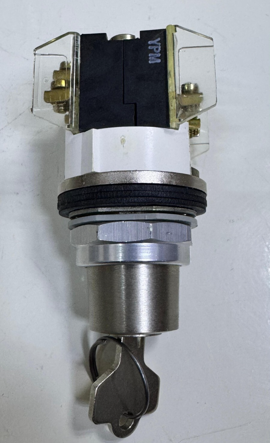 AllenBradley | 800TH32 |2Position Cylinder Lock Selector Switch | 600V AC Max4
