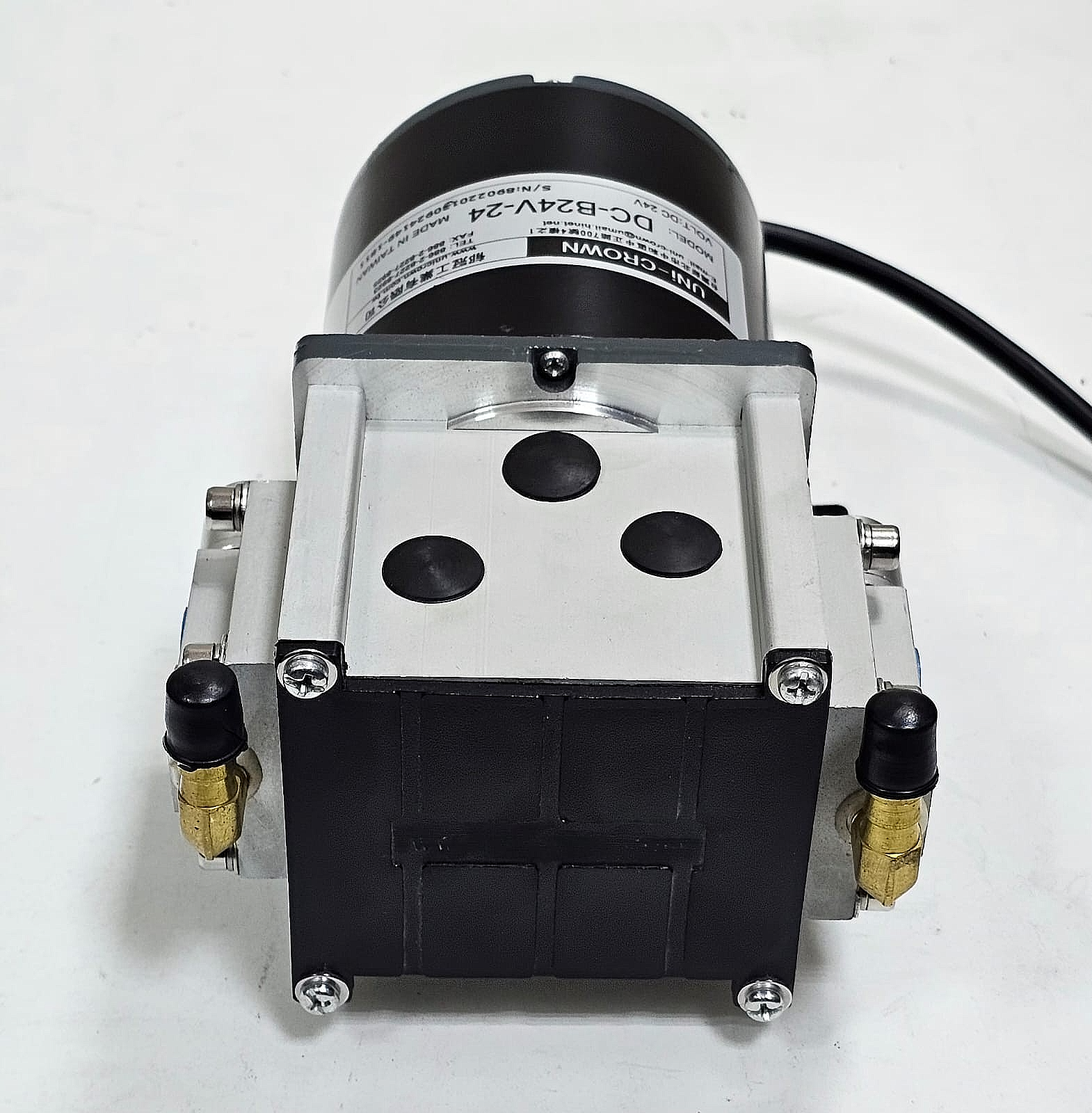 UNICROWN | DCB24V24 Vacuum pump | 24V | Made in Taiwan4