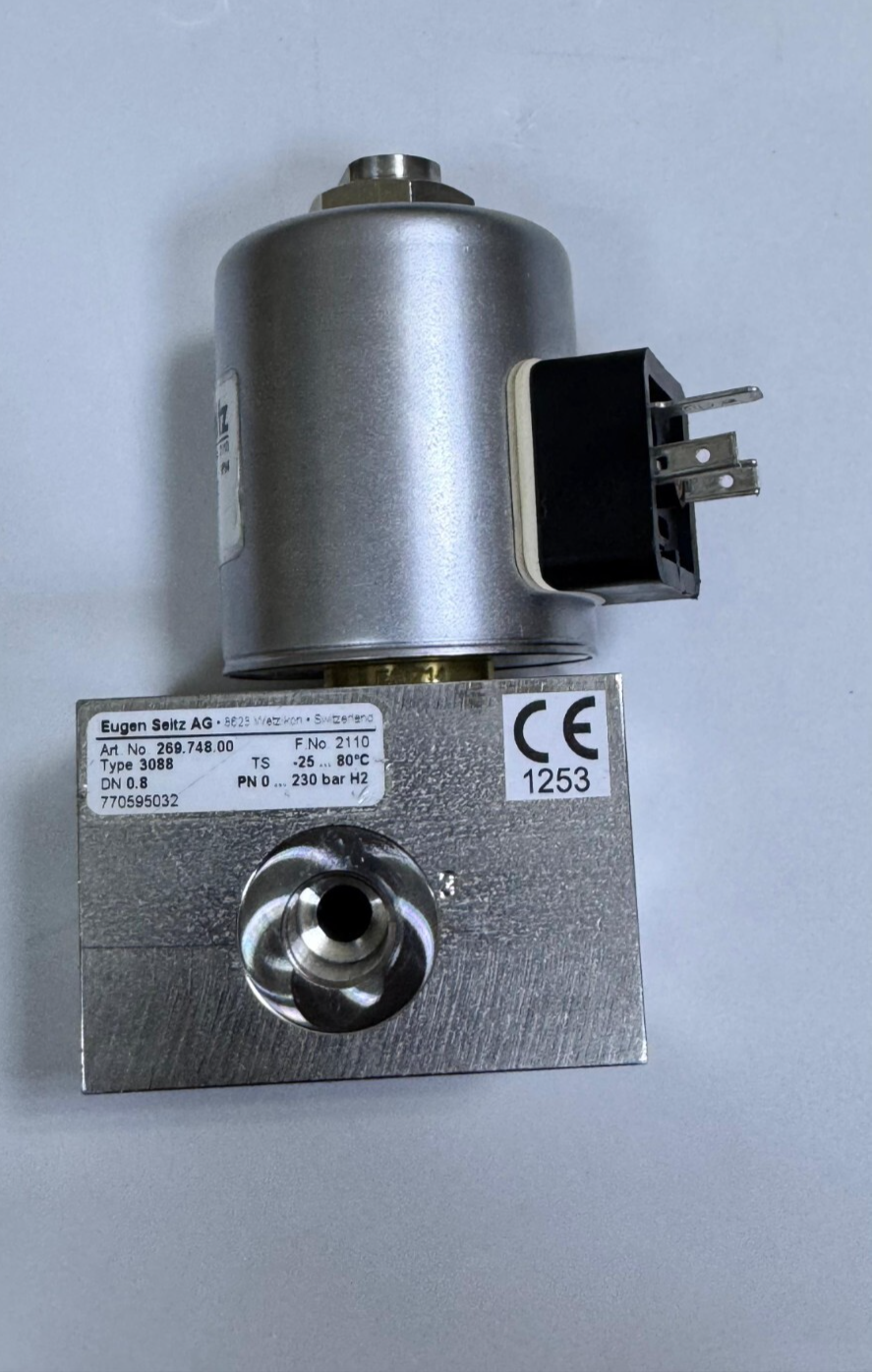 Eugen Seitz AG Hydraulic Valve Type 3088 / 2A2724V DC Made in Switzerland2