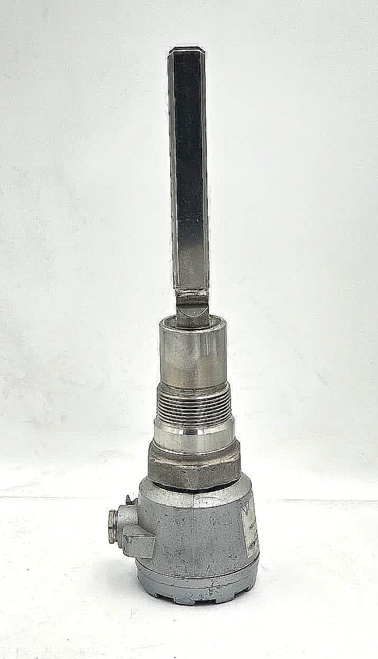 Endress+Hauser Soliphant FTM 930GR1ACSN Vibronic Point Level Switch0