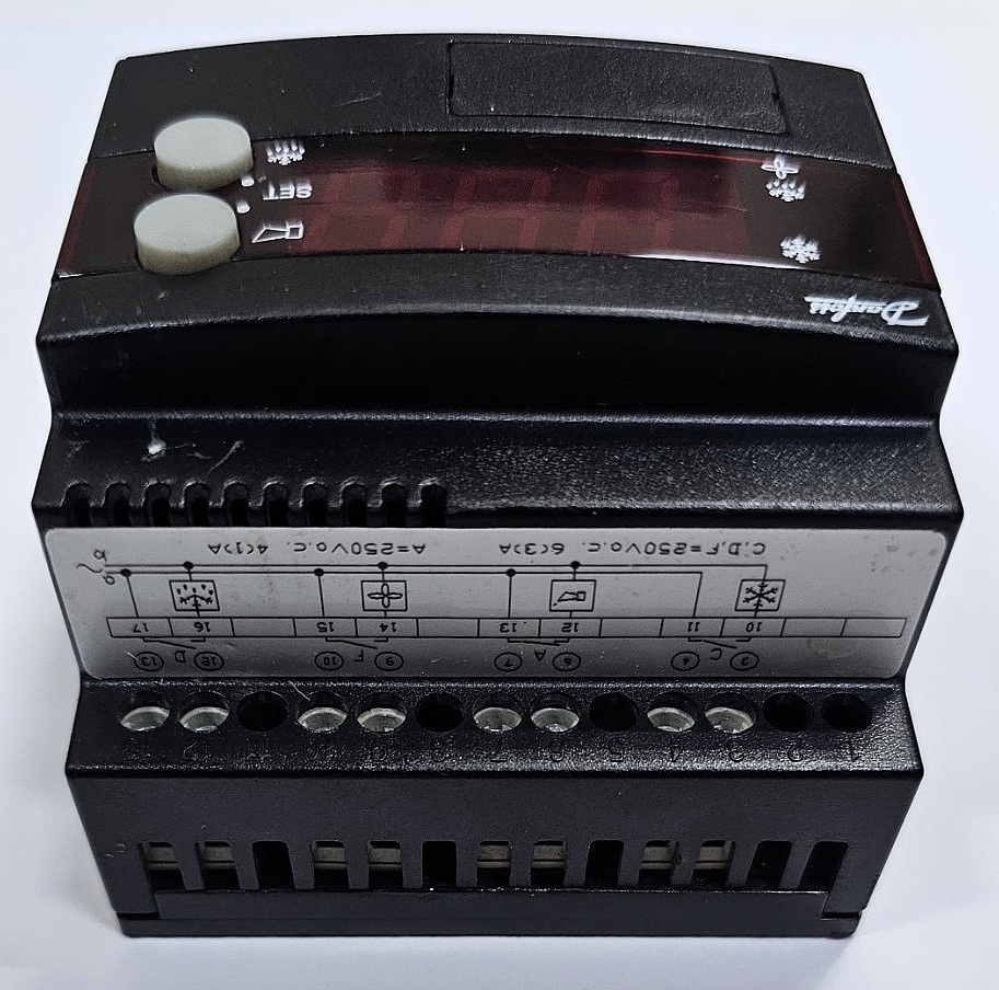 Danfoss EKC 301 Temperature Controller | 08487518 | 230V AC 50Hz | Denmark Made4