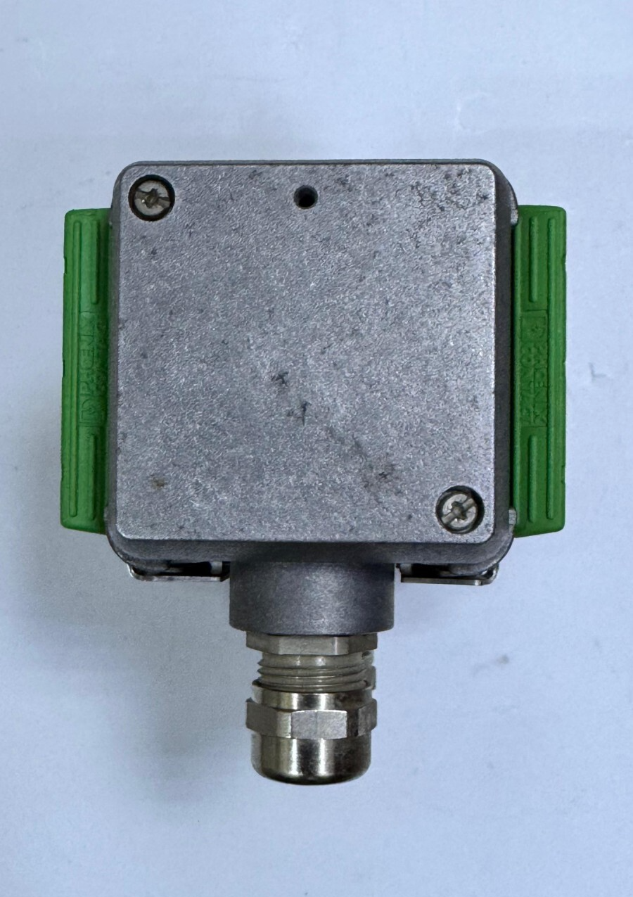 Phoenix Contact HeavyDuty Industrial 3Pin Connector6