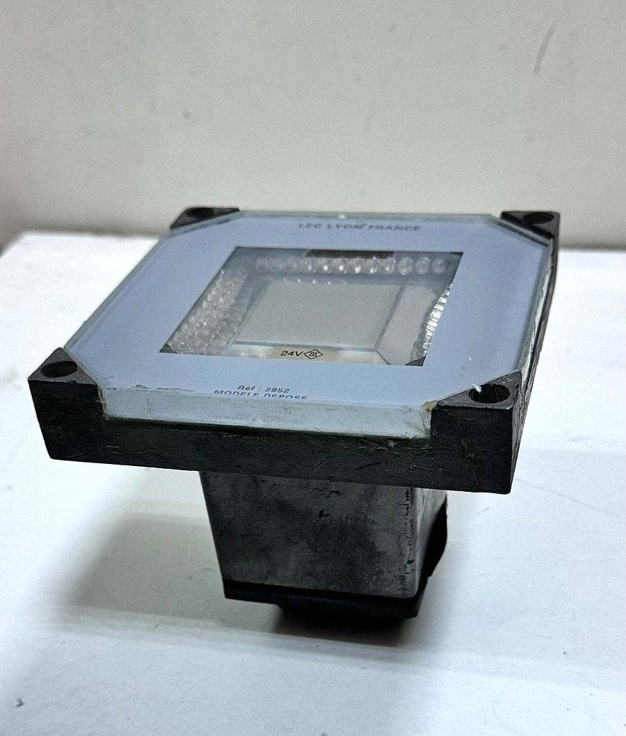 LEC Lyon  | 2852 | LED Ground Light | 24V | FranceFree Shipping2