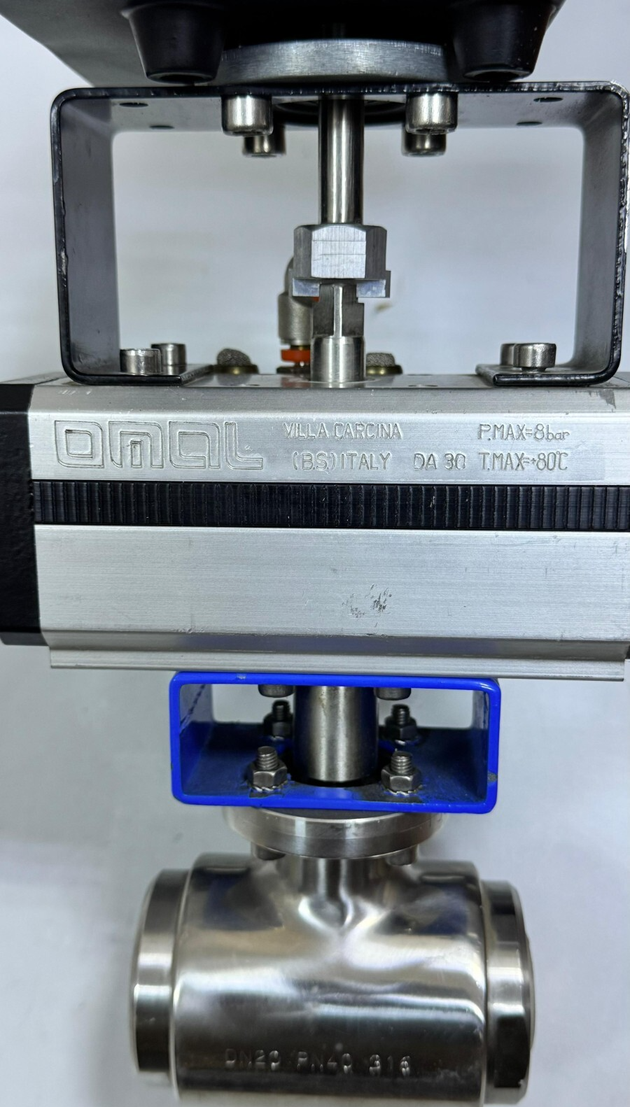 HighPressure Pneumatic Components & Industrial Switches | Pneumax, Accutrak2