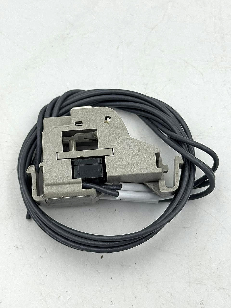 Schneider EZA UX10 Auxiliary Switch2