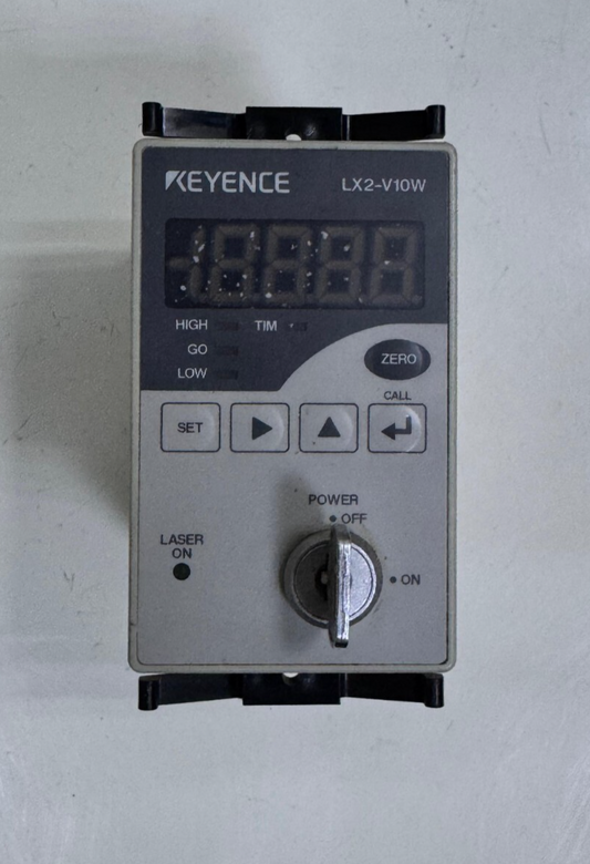 KEYENCE LX2V10W Laser Displacement Sensor Controller – 24V DC0