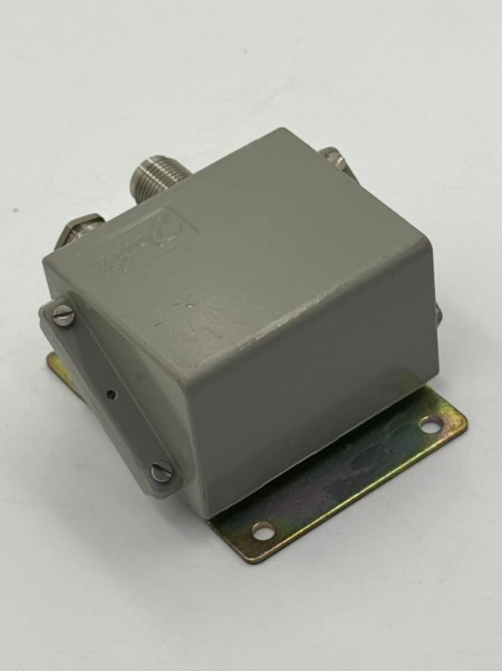 Danfoss EMP2 084G2109| Pressure Transmitter | 010 Bar Range | 420 mA output4