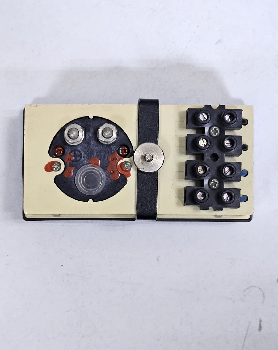Neuberger  | Analog Panel Ammeter | 0106