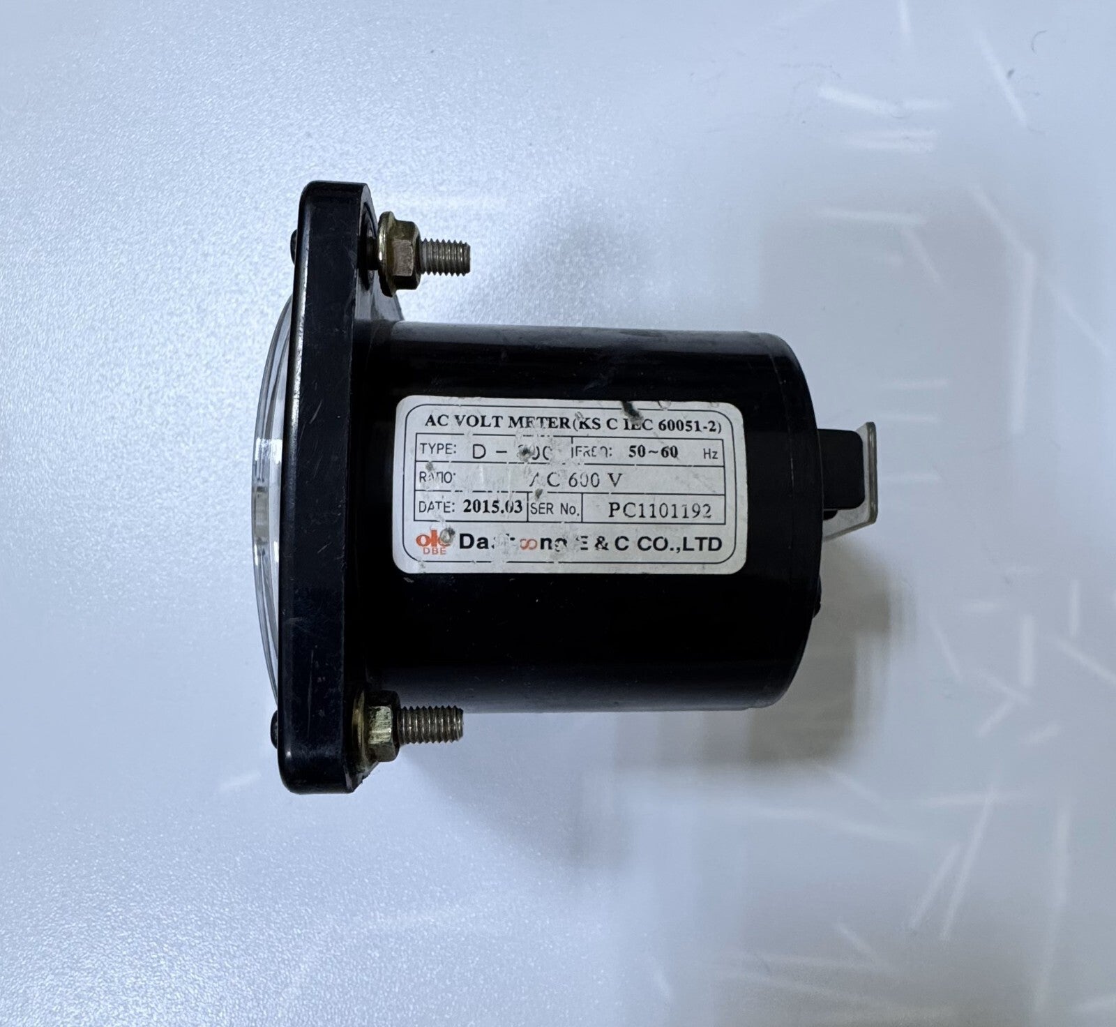 DAE BOONG D800 Analog AC Voltmeter | 0–600V Range | Panel Mount | 50~60Hz1