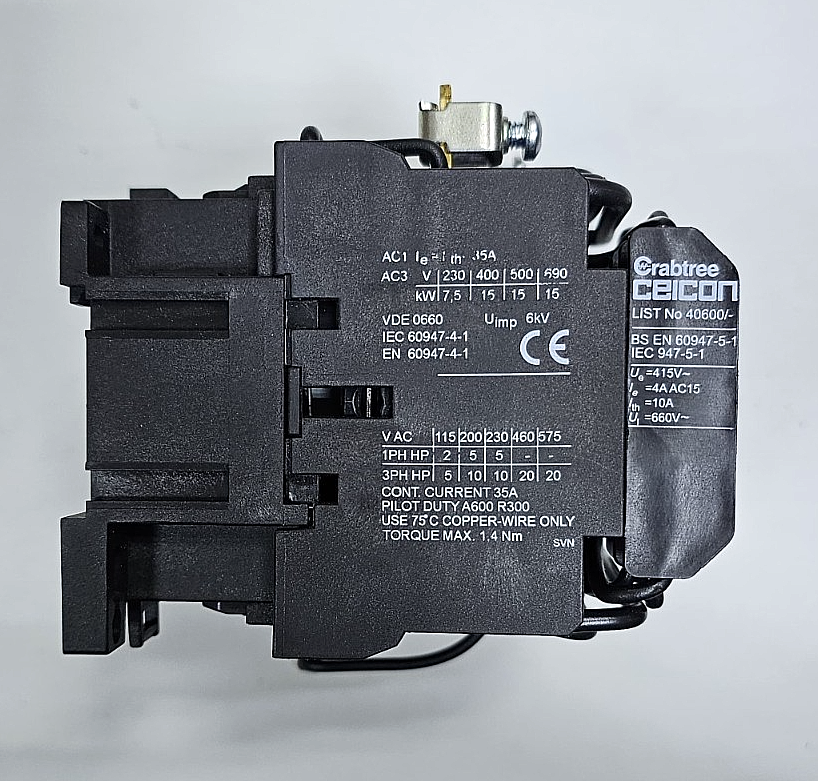 Crabtree CeIcon 57200/OB C30 Contactor | 15kW | 220/240V AC | 50/60Hz3