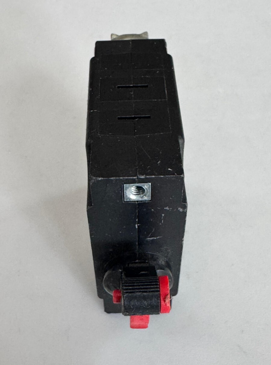 Airpax IEG6304161V Thermal Circuit Breaker – 20 A Trip, 80 A Max, 50/60 Hz1