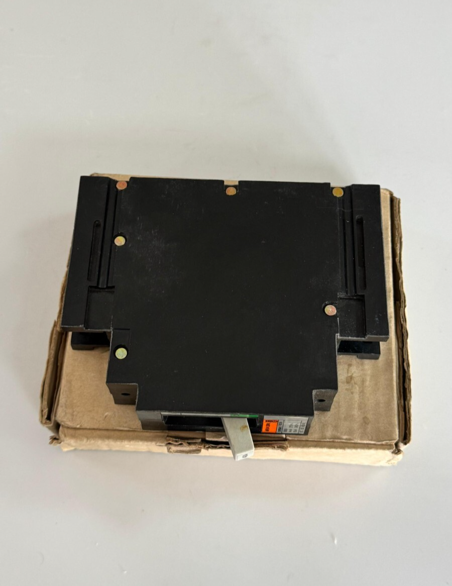 Merlin Gerin Compact F100N | 40A |  Circuit Breaker1