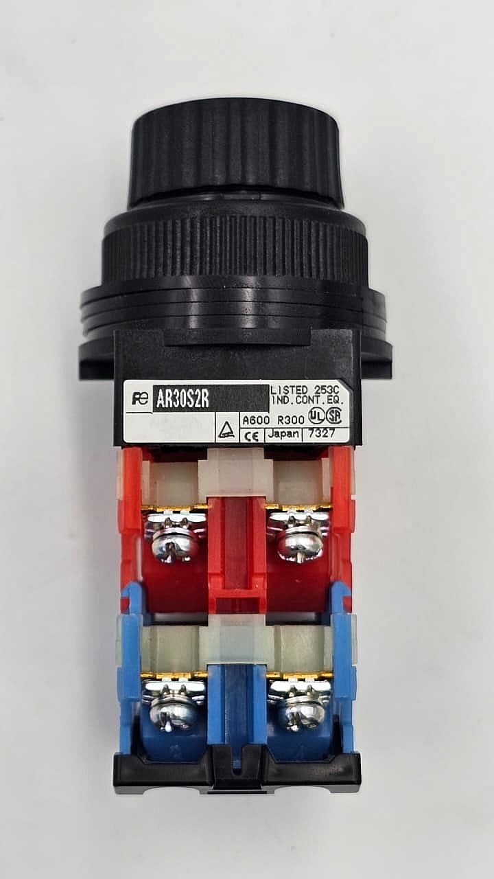 Fuji AR30S2R Push Button Selector Switch1
