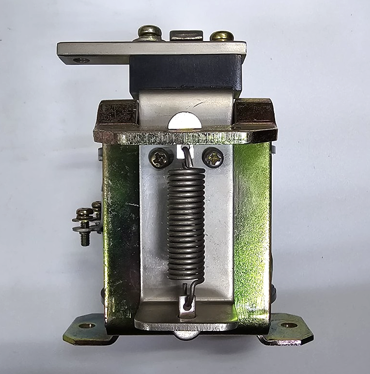 Takada MR6 Magnetic Contactor – 35V DC Coil, 60A Main Contact, NP 0100P, Japan4