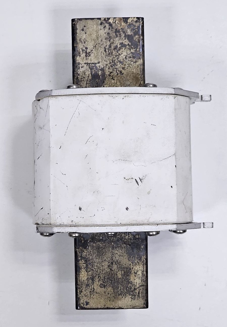 M. Schneider | NH4a | Fuse | 1000A | 374210 | German Made3