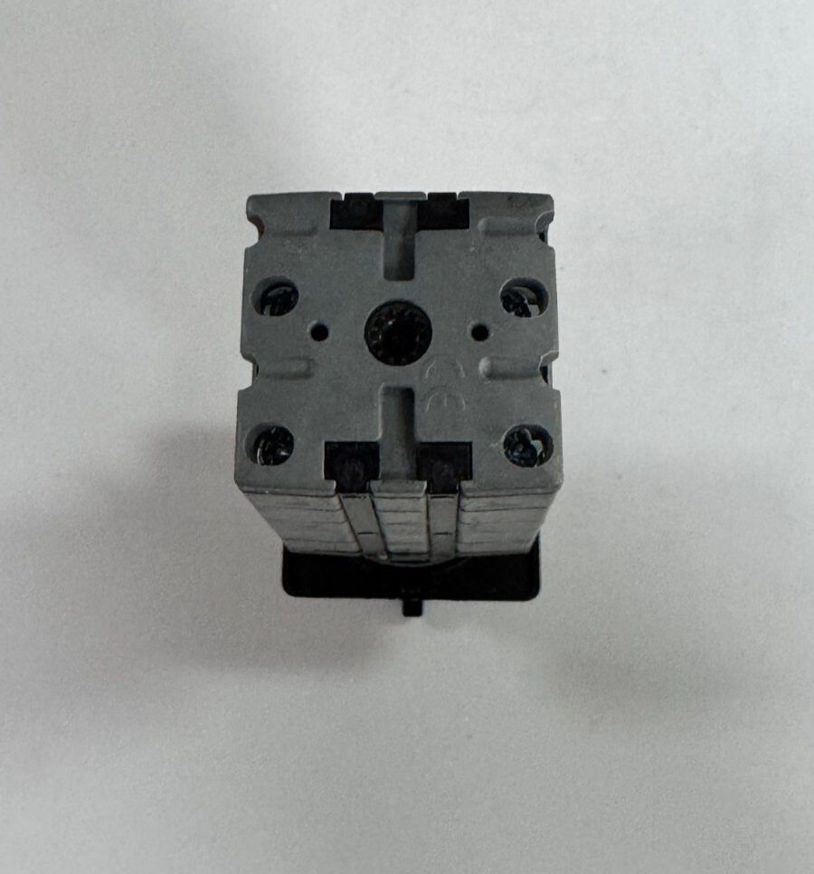 ABB ON10PZB S28004 47Y Load Break Switch, 3Pole, 25A, 690V AC | Madin in Finlad2