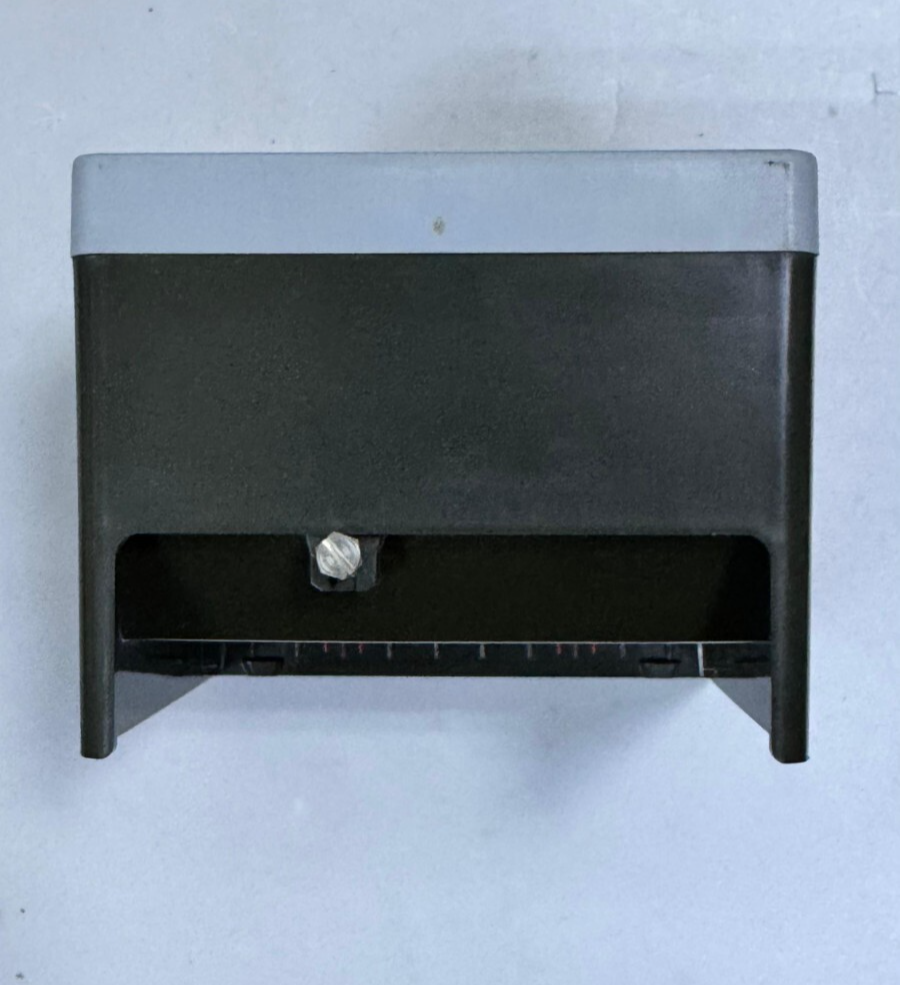 Landis & Gyr RYB10 Voltage Monitoring Relay – 2VA, 220–240V~, 50/60Hz2