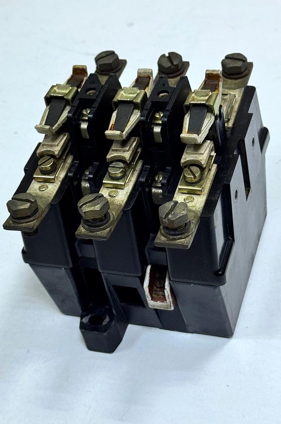 Larsen & Toubro | ML4 |  Contactor | 415V70A Motor Duty | Made in India2