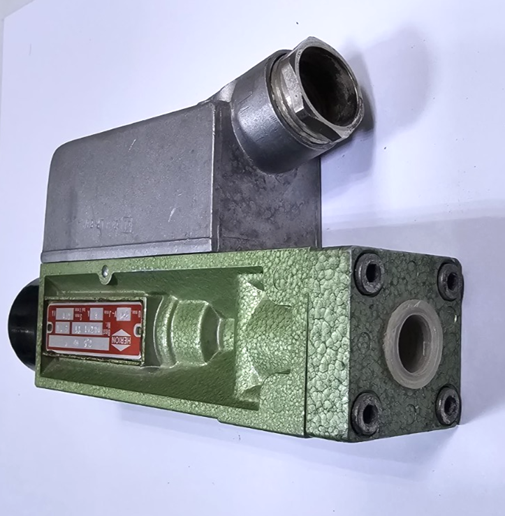 Herion 0820171 Pressure Switch | 6A 600VA| 380V AC| Industrial Control Component3
