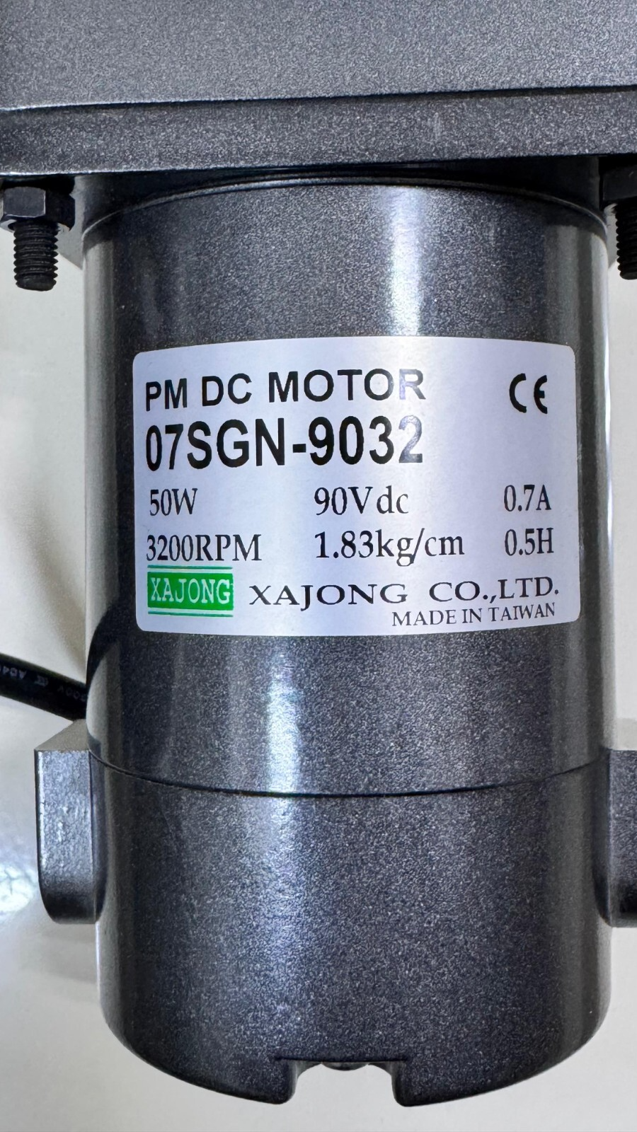 XAJONG 07SGN9032 PM DC Motor – 50W, 90V DC, 3200 RPM, 0.7A, Made in Taiwan1
