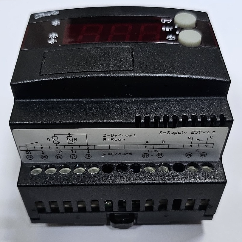 Danfoss EKC 301 Temperature Controller | 08487518 | 230V AC 50Hz | Denmark Made3