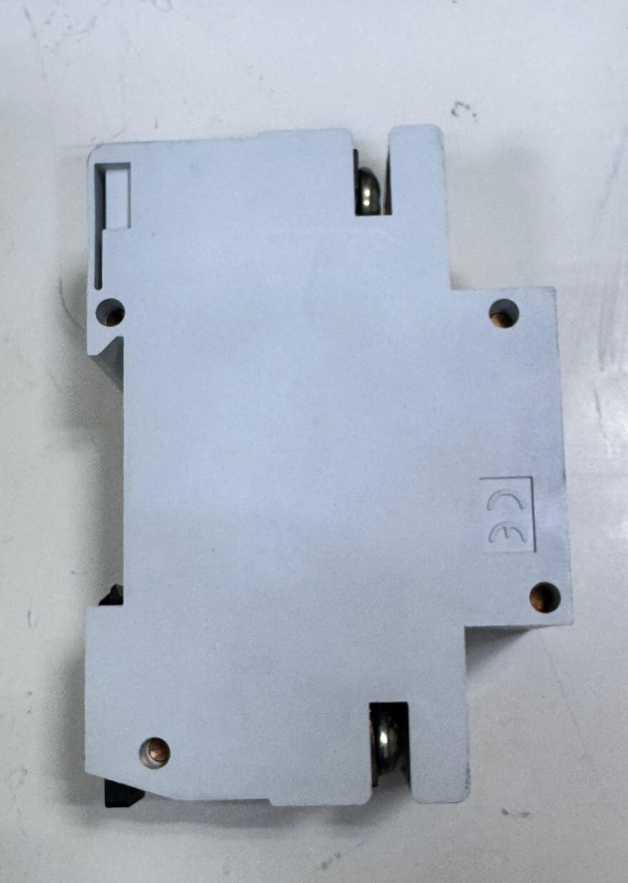 Siemens 5SU67670KW06 Residual Current Circuit Breaker 230V , 6A, 0.3AC2