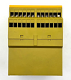 Pilz PNOZ 11  774086 | 230240VAC 24VDC | Safety Relay | Made in Germany3