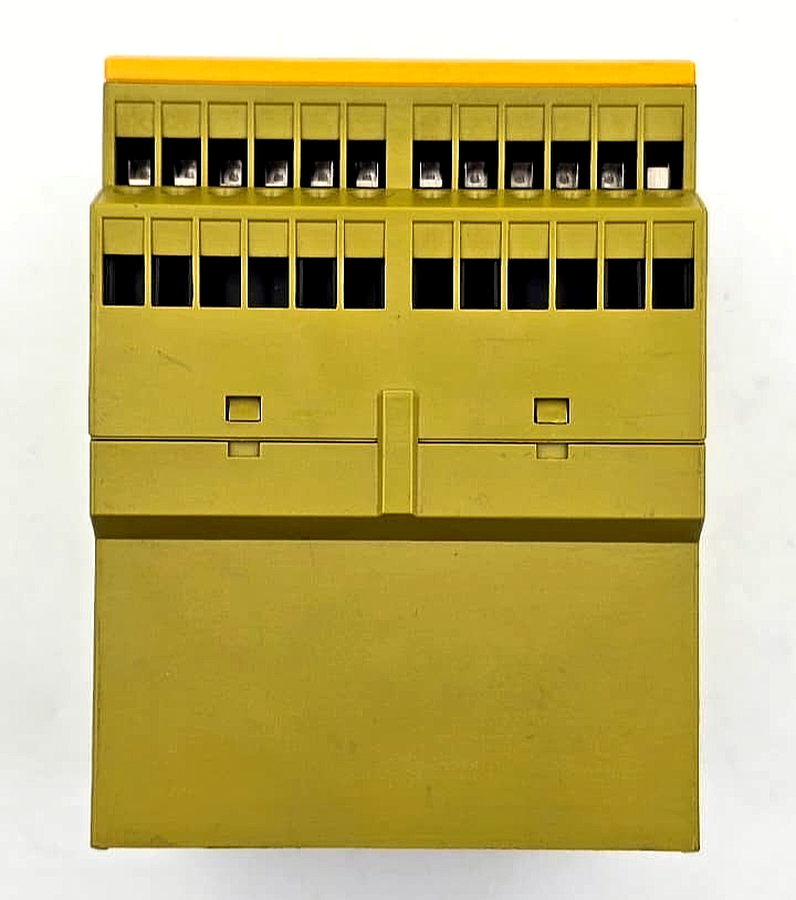 Pilz PNOZ 11  774086 | 230240VAC 24VDC | Safety Relay | Made in Germany3