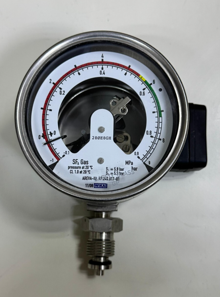 WIKA 47.249.91701 SF₆ Gas Pressure Gauge, 01 MPa / 010 Bar, CL 1.0 at 20°C0