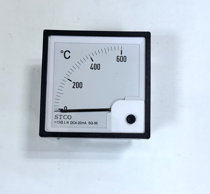 STCO SQ96 Temperature Meter | 1.5 DC 4–20mA | 0–600°C Range | Panel Mount0