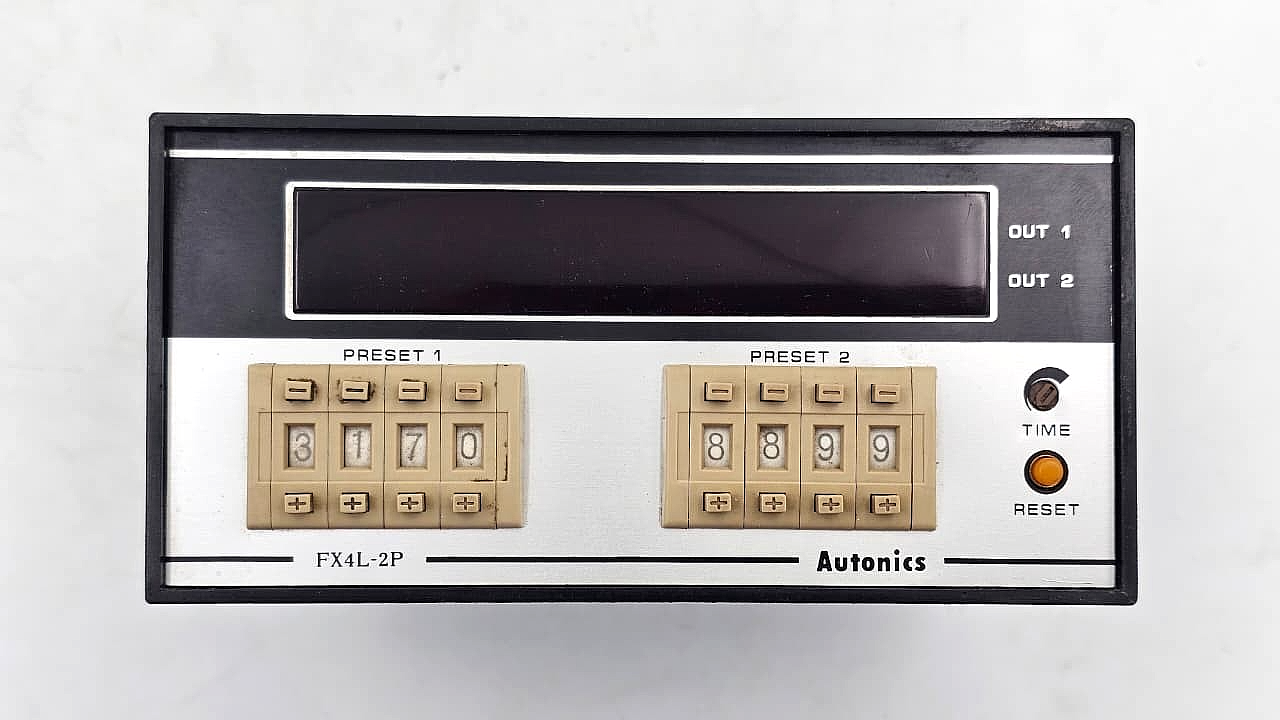 Autonics FX4L2P Digital Preset Counter/Timer1