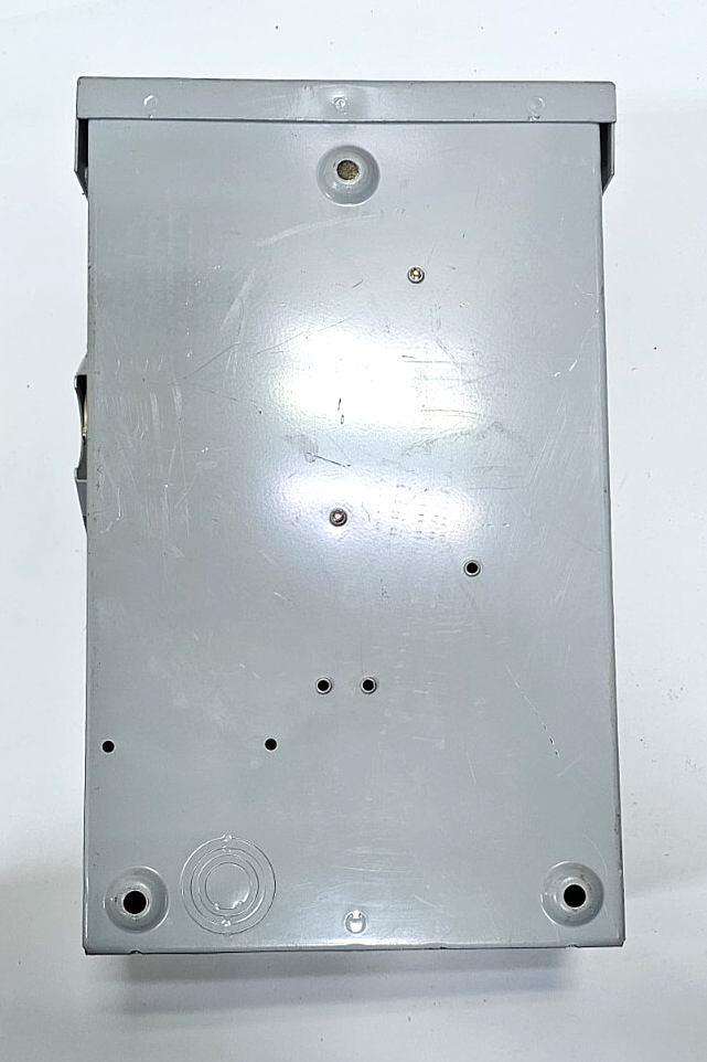 GE TGN3322R Safety Switch– 60A, 240V AC/ 250V DC | HeavyDuty Fusible Disconnect2