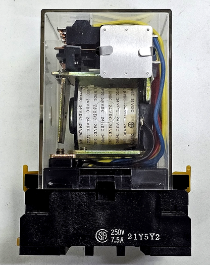 Omron | MM4XPD | Relay With Socket | 15Pin | 24V DC Coil4