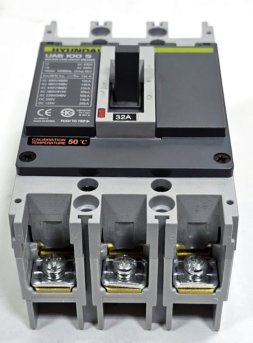 HYUNDAI | UAB 100S | Molded Case Circuit Breaker | 32A | Made In Korea6