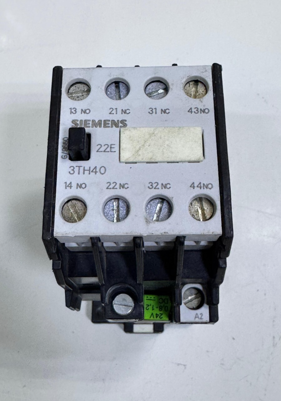 Siemens 3TH40220B Auxiliary Contactor | 2NO+2NC | 16A | 690V | Made In Germany0