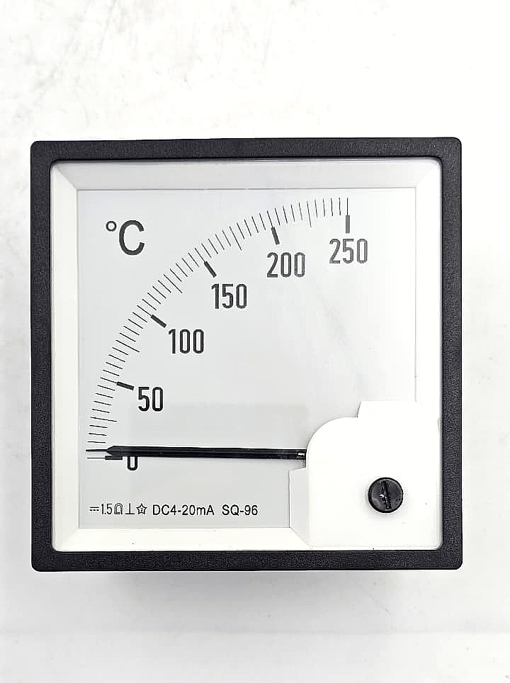 SQ96 Panel Meter 0250°C | DC 420mA Temperature Range1