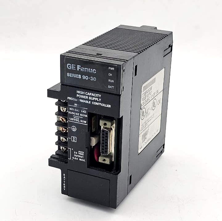 GE Fanuc Series 90-30 IC693PWR330B / 100-240VAC / 100VA / 125VDC / 50W / USA0