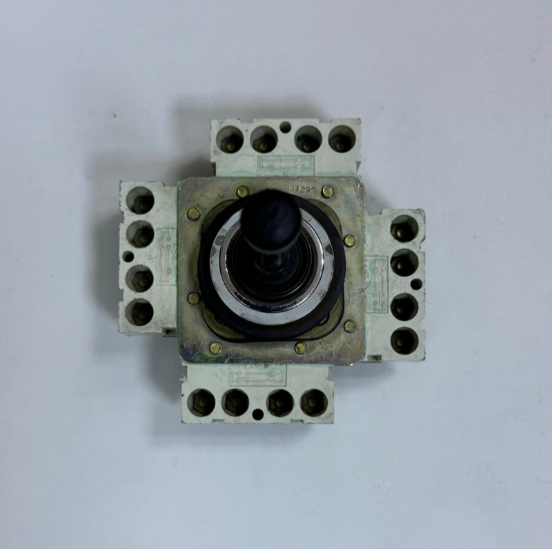 Telemecanique XD2CC3333 CNC Joystick | 4Position0