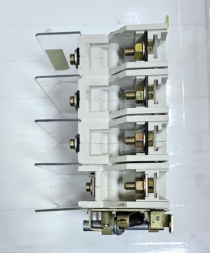 Bill Switchgear | FCS1253N | 125A, 550V | Fuse Combination Switch & Isolator5