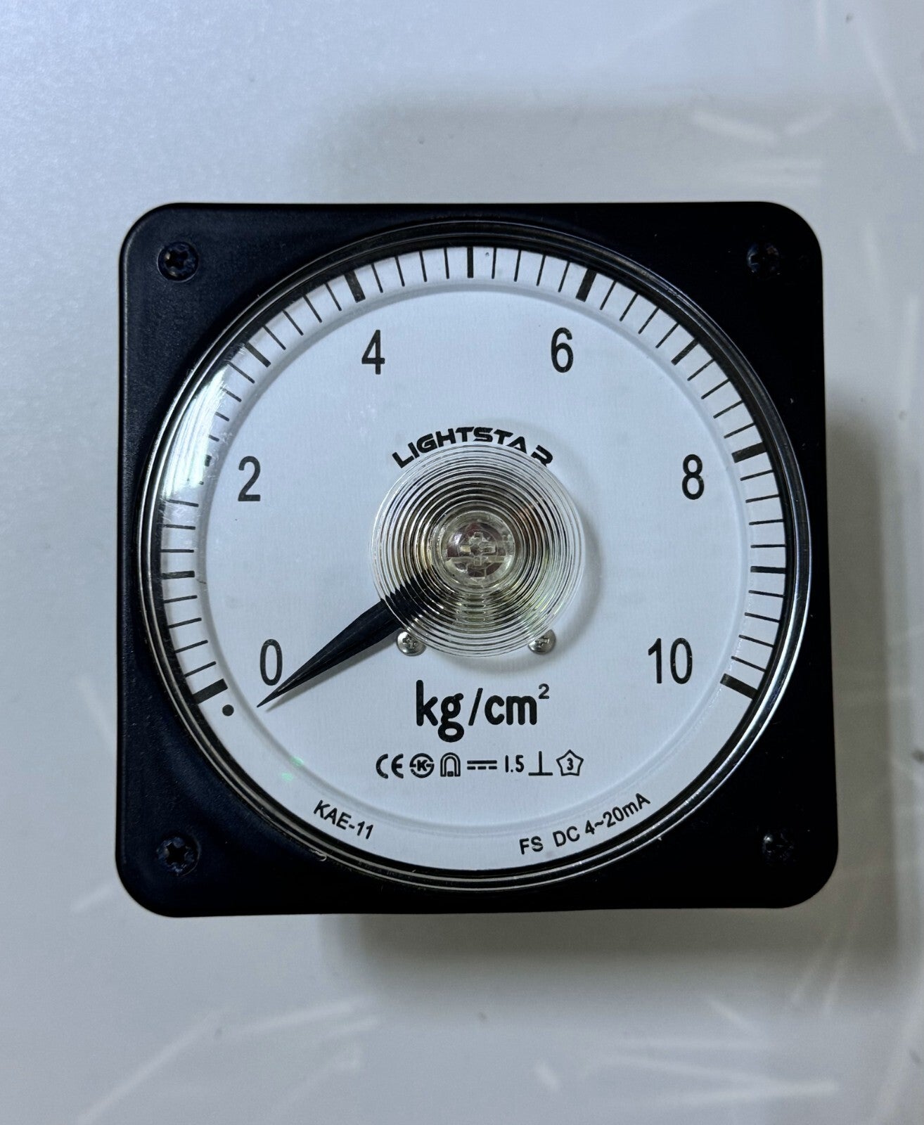 Lightstar KAE11 Analog Pressure Meter | 0–10 kg/cm² | DC 4–20mA | 110x110mm0