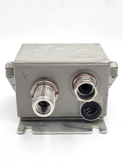 Danfoss EMP2 084G2112 Pressure Transmitter – 025 Bar2