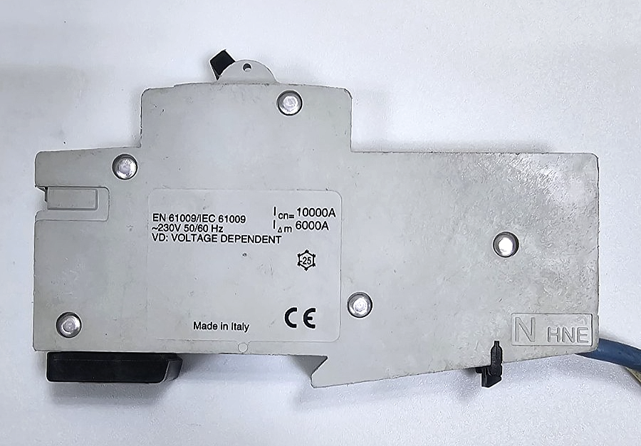 ABB DS271ACC16 | RCBO | Residual Current Circuit Breaker | 230V | 50/60Hz2