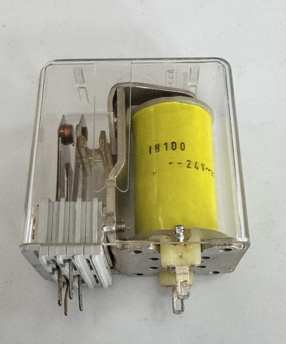 Kuhnke 1H 100 Relay – 24V AC Industrial Control Module, Made in Germany,1
