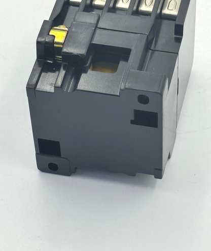 Mitsubishi Electric SA12 Magnetic Contactor | 220V Coil | Made in Japan (1 pcs)5