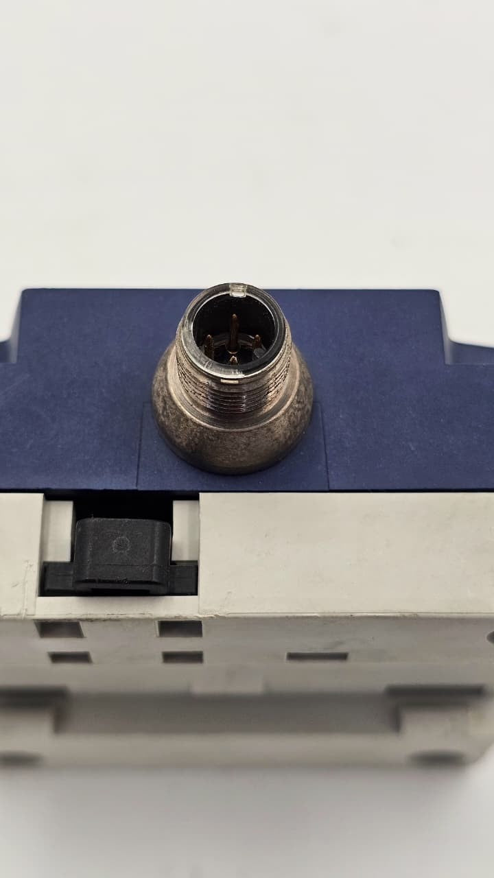 Telemecanique OsiProx | XS7D1A1CAMI2DIN | Inductive Proximity Sensor2