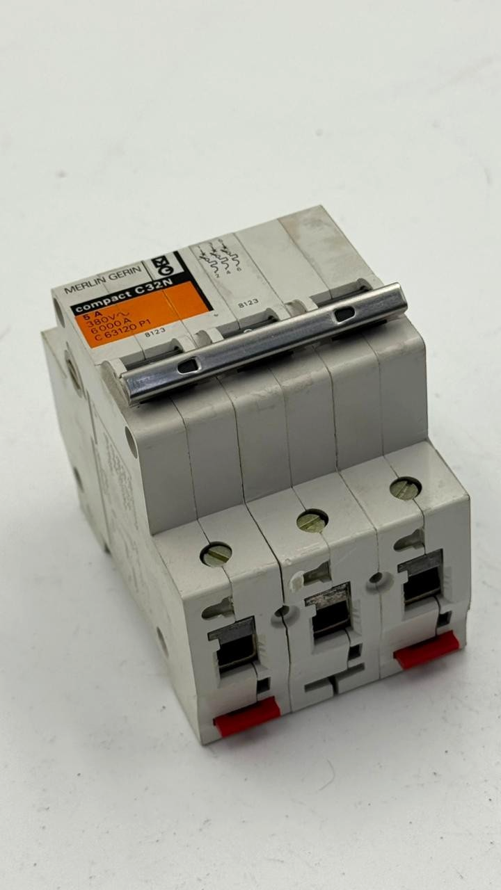 Merlin Gerin Compact C32N | 5A | circuit breaker(1 pcs )3