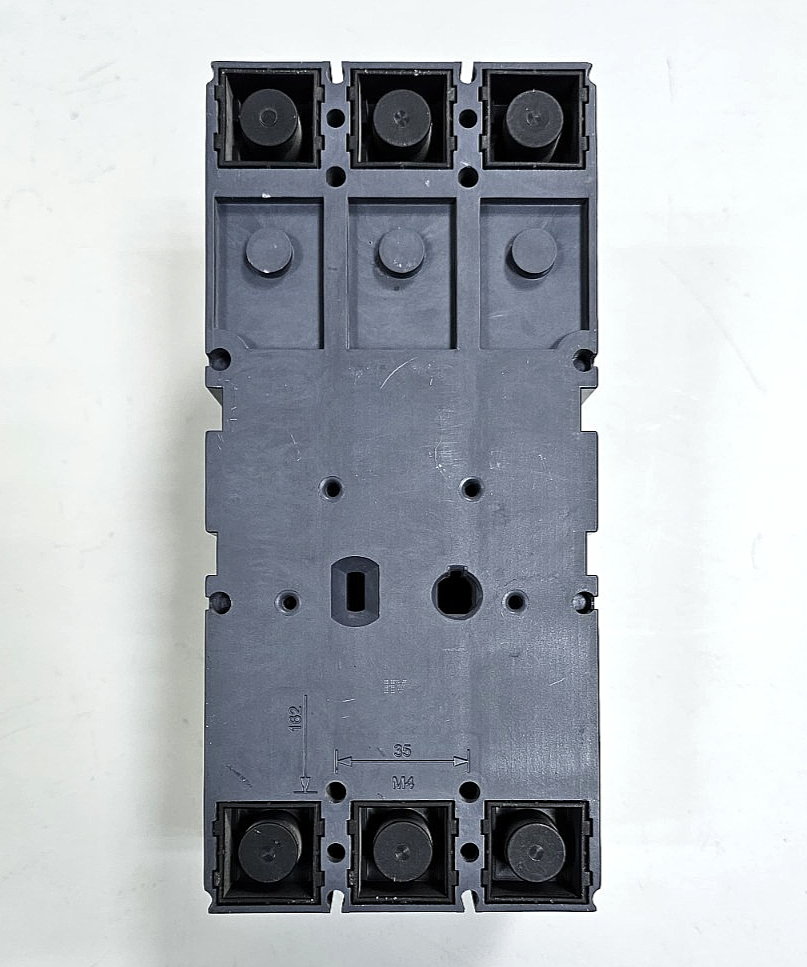 Siemens 3VT27252AA360AA0 Circuit Breaker– 250A, 690V, 8kV | Fast Ship3