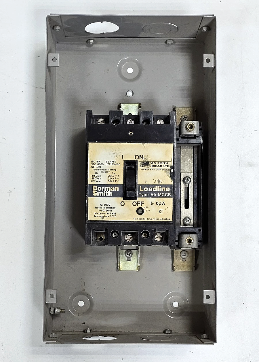 Dorman Smith Loadline | AA MCCB | 68A,600V | Moulded Case Circuit Breaker1