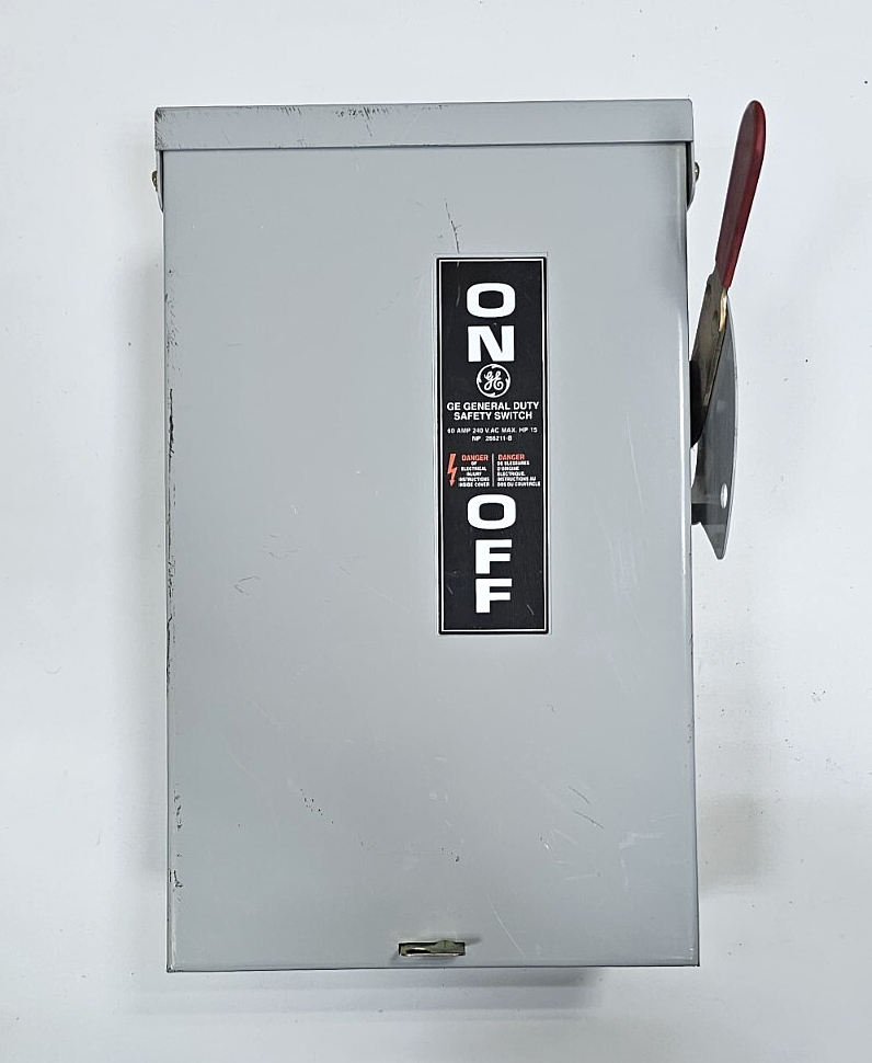 GE TGN3322R Safety Switch– 60A, 240V AC/ 250V DC | HeavyDuty Fusible Disconnect0